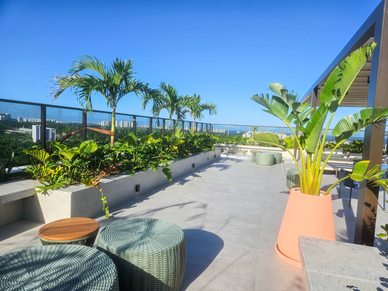 Biosphere Essence — rooftop e convivência